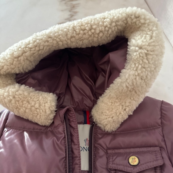 MONCLER  Cute Baby down jacket NWOT 6-9 months - Picture 8 of 8